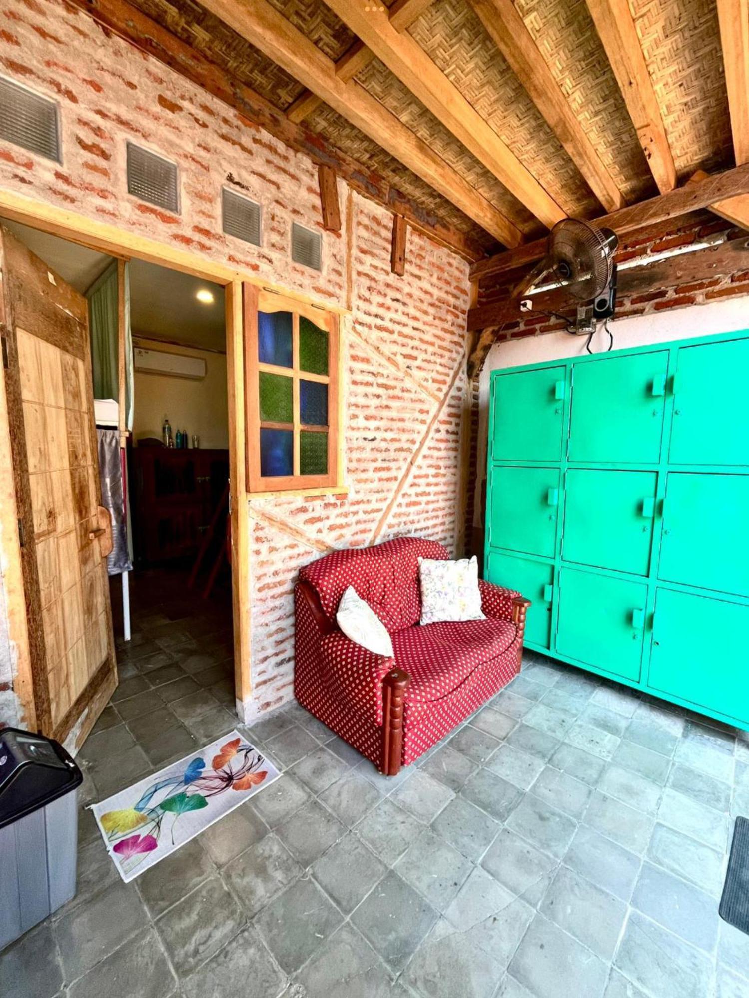 Gili La Boheme Hostel Quần đảo Gili Ngoại thất bức ảnh
