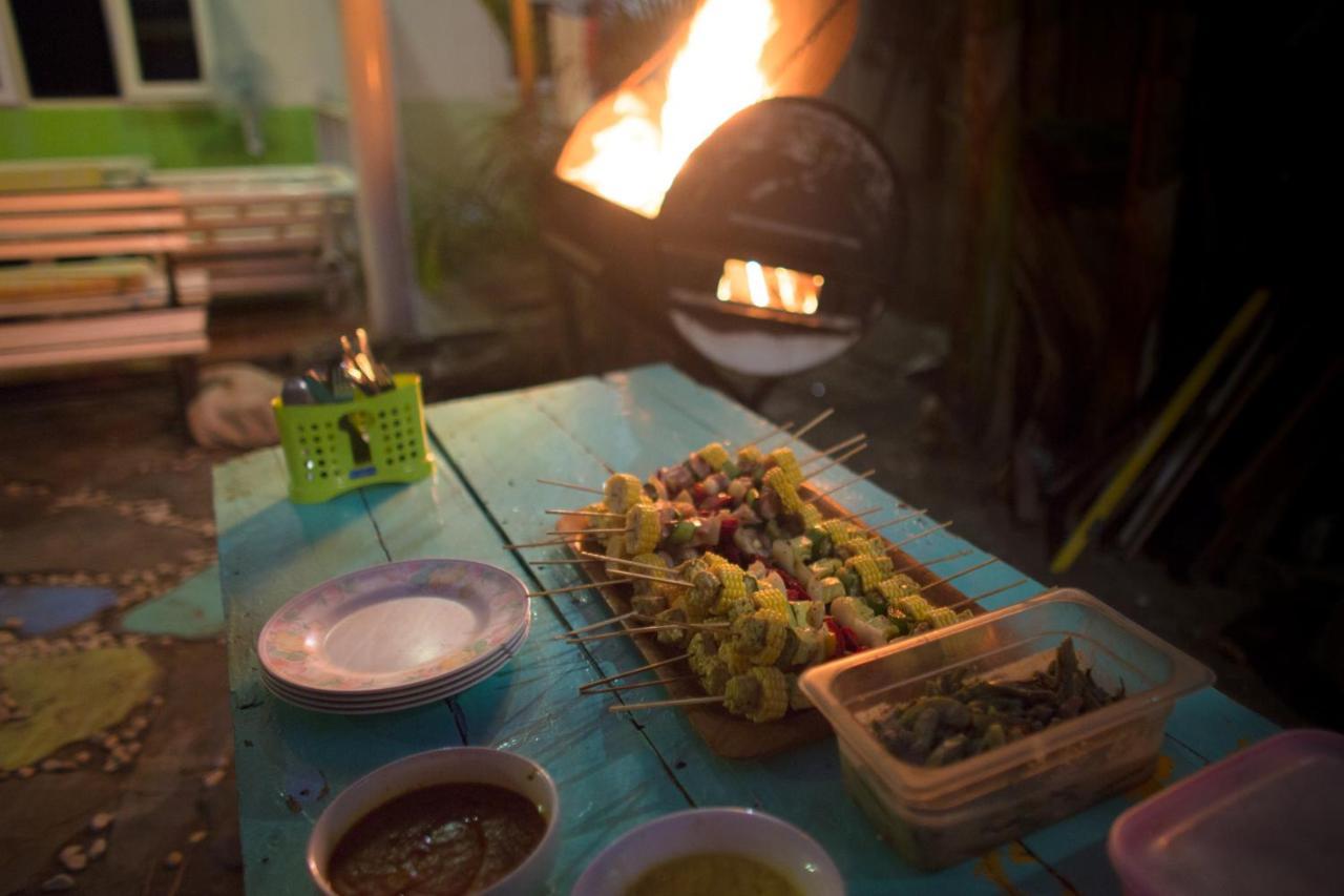 Gili La Boheme Hostel Quần đảo Gili Ngoại thất bức ảnh